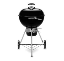 Weber 57cm Master Touch Plus